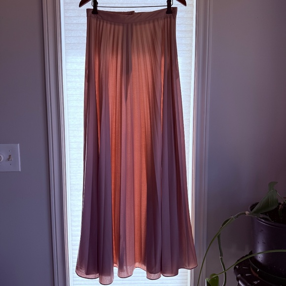 Beautiful Elegant Vintage Pleated Dusty Pink Maxi Skirt - Picture 7 of 7